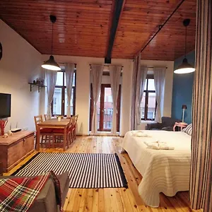 Apartment Studio At The Heart Of Taksim, Istanbul